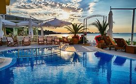 Афродита Бийч Хотел